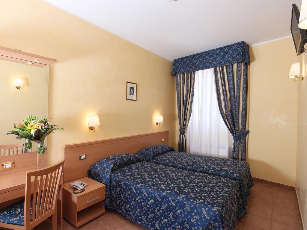 Casa Di Santa Francesca Romana a Ponte Rotto Habitación foto